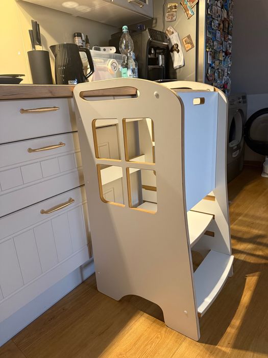 Pomocnik kuchenny- kitchen helper