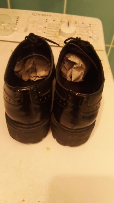 Eleganckie Lasocki czarne buty damskie