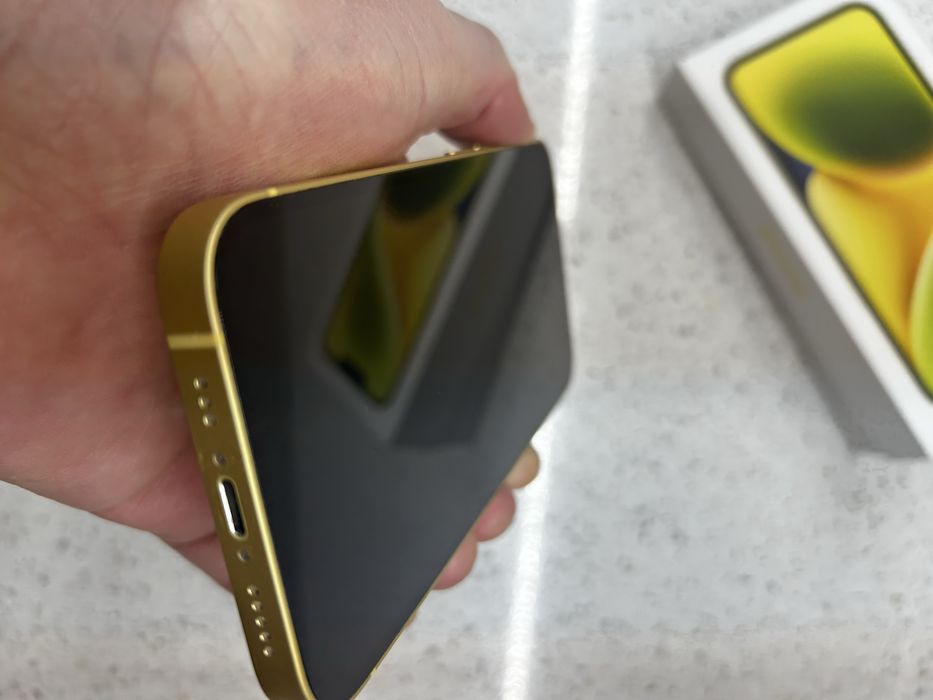 iPhone 14 128 GB Yellow (акб 81%) Б/В