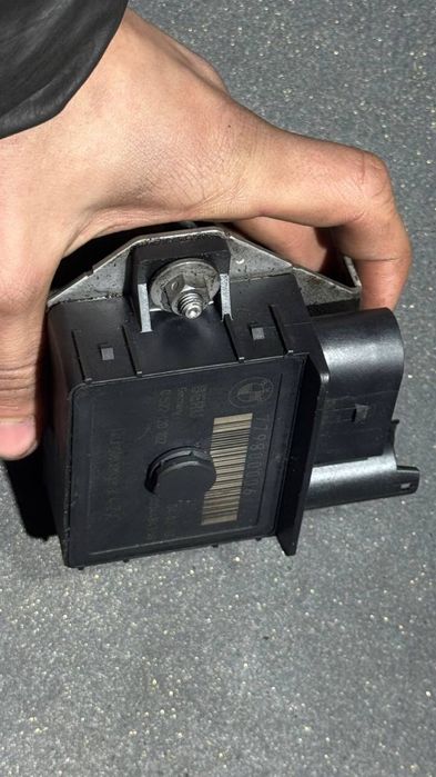 Реле свічок накалу БМВ Е90 Е60 Е91 Е61 N47D20 Реле свечей н47 2.0 Шрот