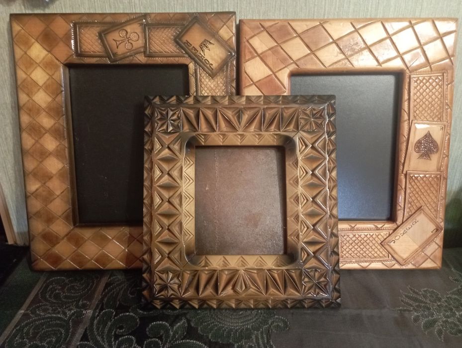 Рамка из дерева, три шт.