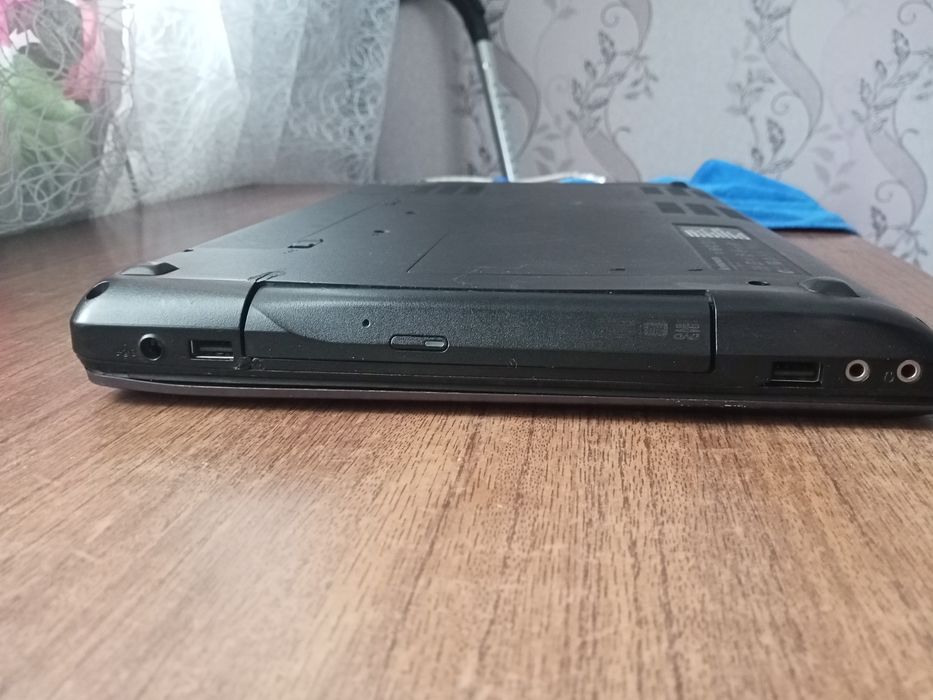 Продам Ноутбук Lenovo Ideapad Y580