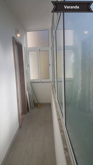 T1 central remodelado semi equipado rua Morais Soares