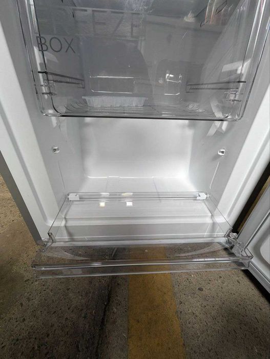 Lodówka Lodówko-zamrażarka Comfee RCB359IX2 inox 262 l wolnostojąca