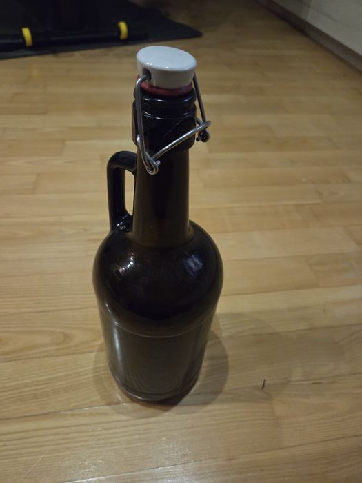 Butelka 2l z kapslem