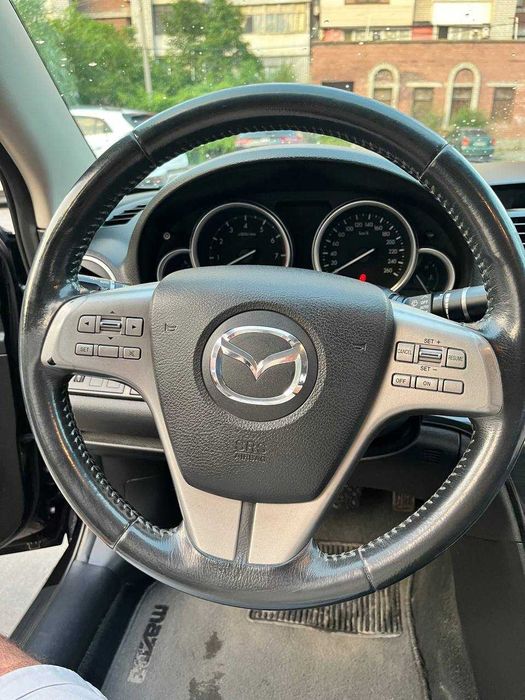 Продам авто Mazda 6