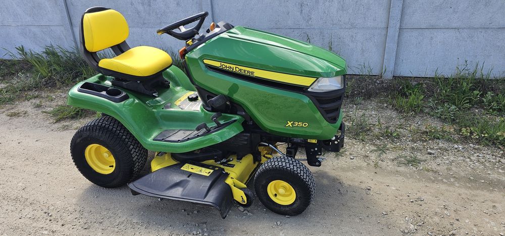Kosiarka traktorek John Deere X 350