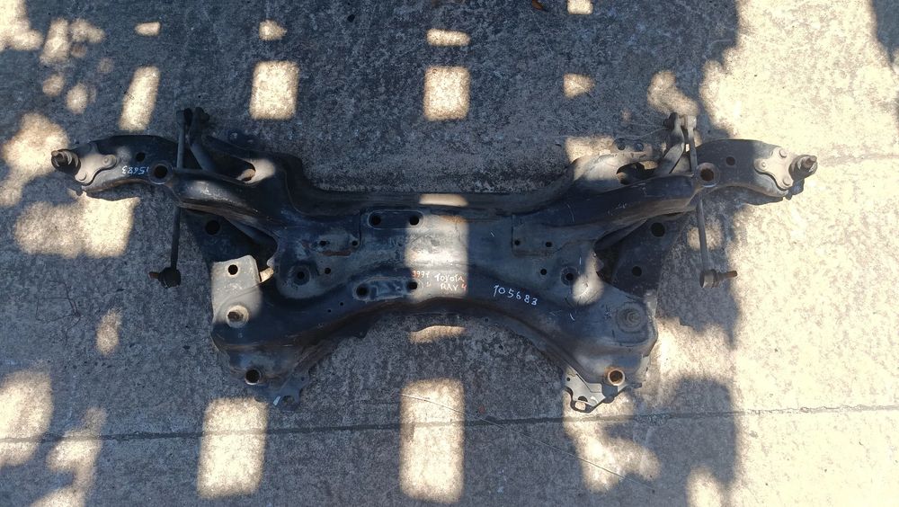 Charriot frente TOYOTA RAV4 III (_A3_)
