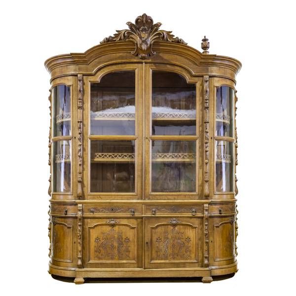 Armário de grande dimensões floresta negra - Século XIX