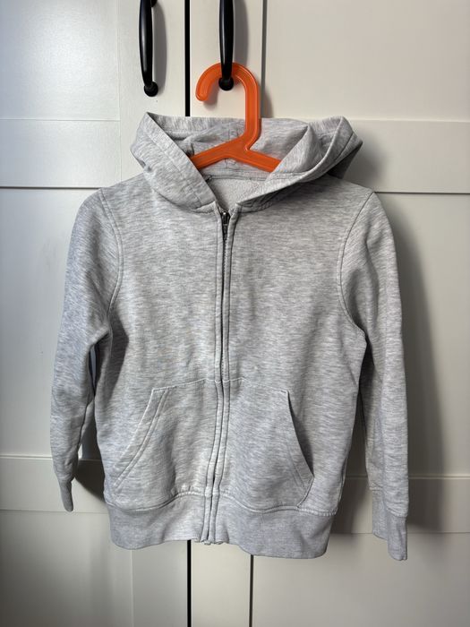 Bluza na zamek szara rozmiar 122 C&A jak nowa