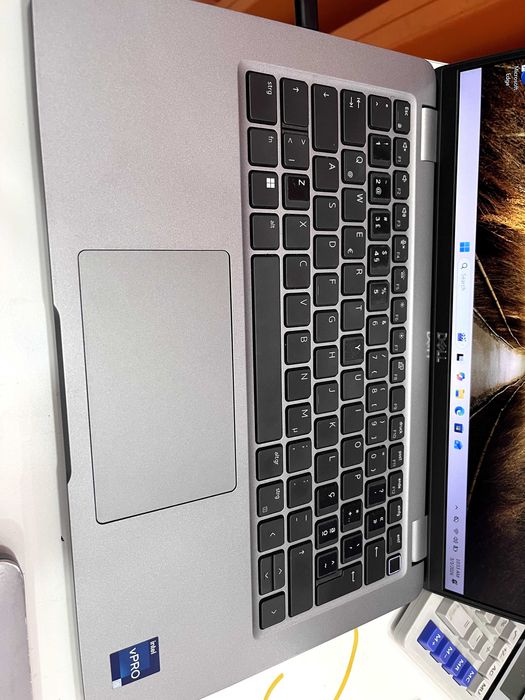 DELL Latitude 5440 i5-13th Gen