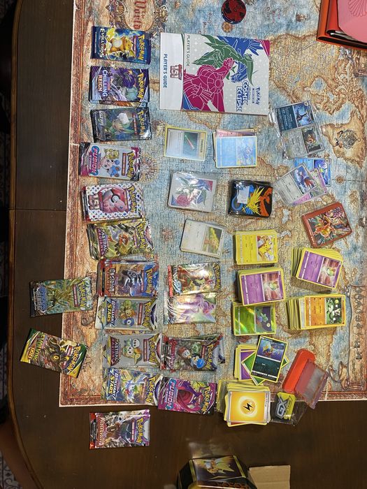 Cartas e colecionaveis de pokemon