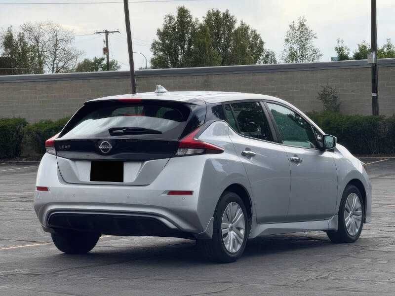 2023 Nissan LEAF S