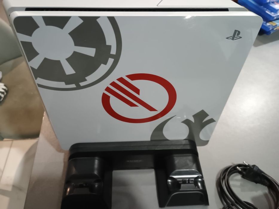 Konsola ps4 star wars