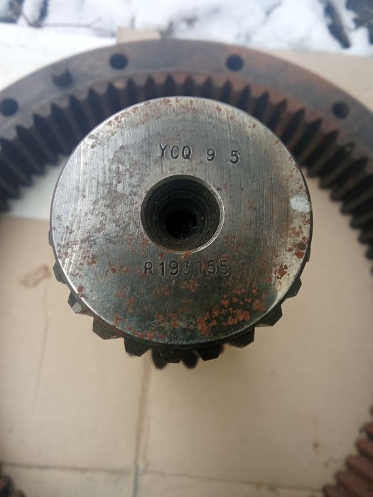 Запчастини пер моста  John Deere 8330 8400 8310R 2006-2015рік.