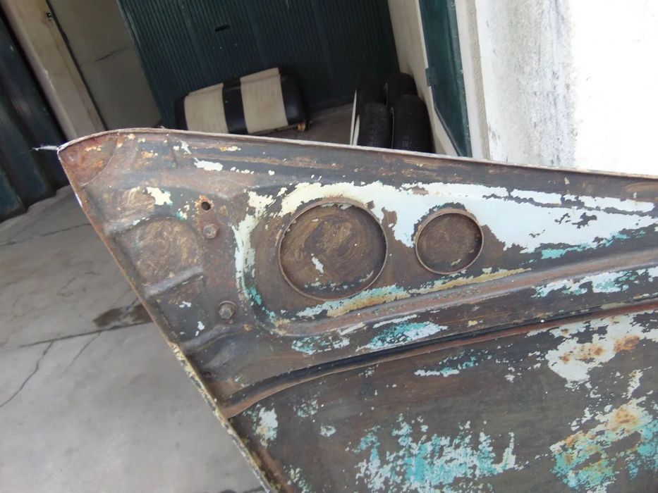 Opel Kapitan Capot usado em bom estado