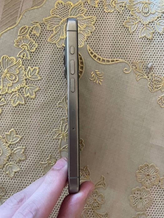 Iphone 15 pro 128 gb та iphone 12 mini