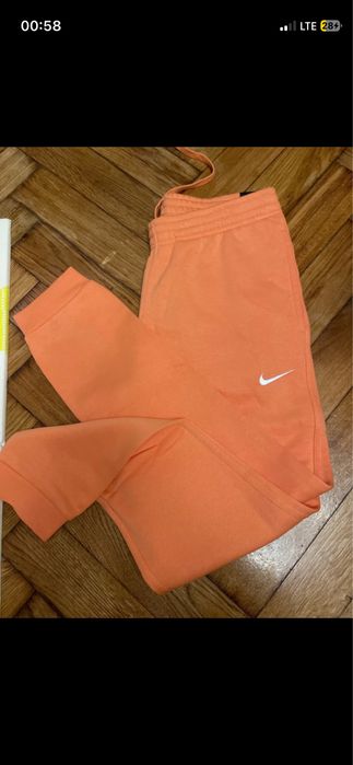 Dresy nike pomaranczowe