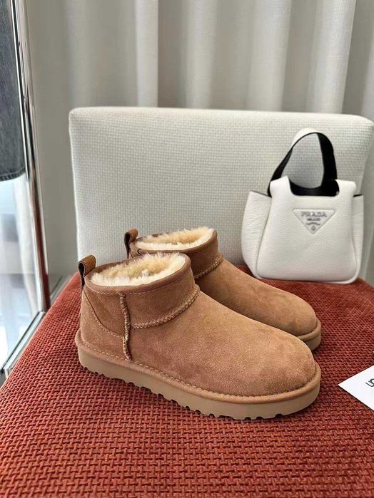 UGG Classic Mini Boots R.38