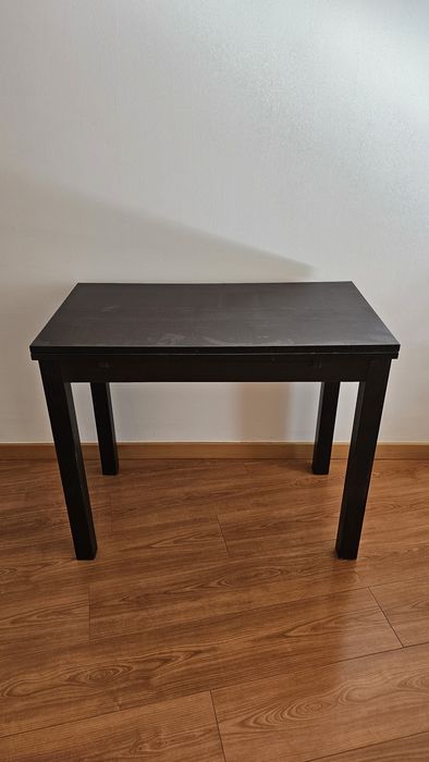 Mesa extensível em madeira