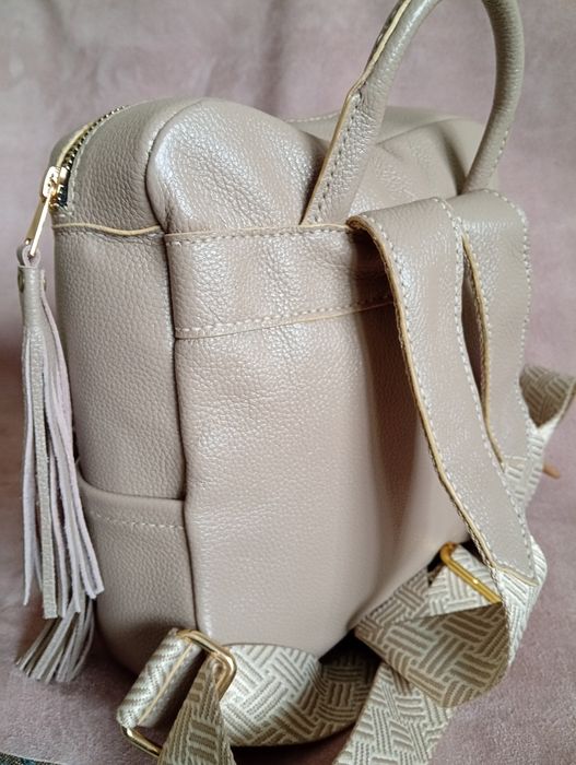 Кожаный женский рюкзак полностью ручная работа