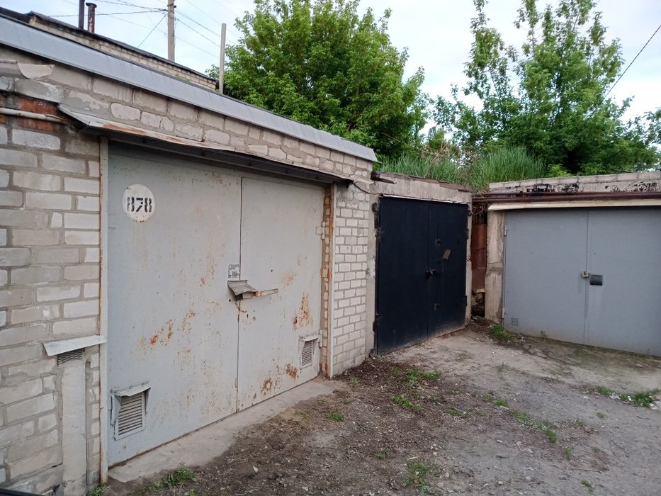 Гараж бетонний дворівневий кооп. Хорольський