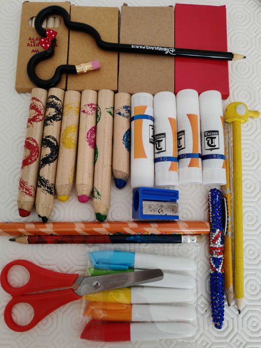 Formas de plasticina com oferta