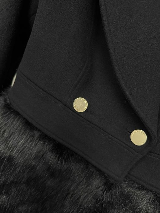 Kurtka Marciano Guess ze sztucznym futrem EU40