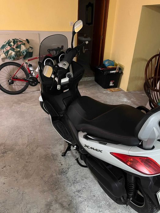 yamaha xmax 125 scooter