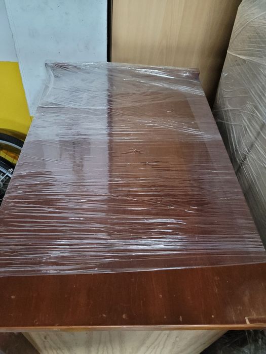 Cómoda com 4 gavetas