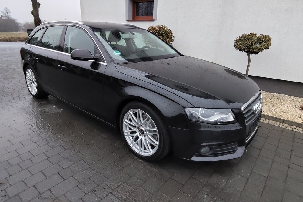 Audi A4 B8 kombi 2011r