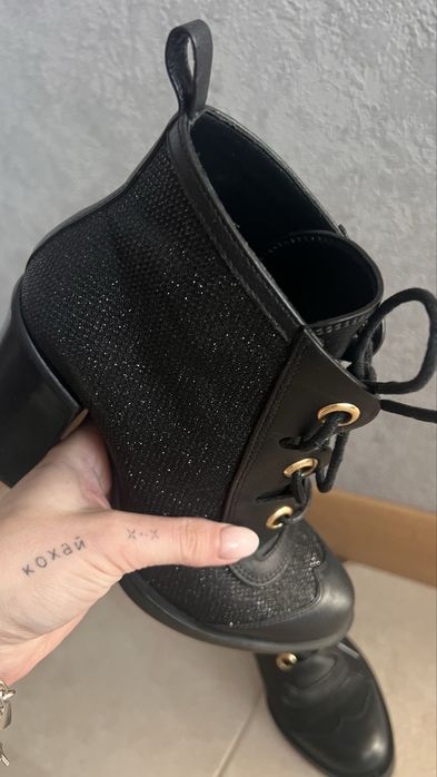 Ботинки женские 36 размер