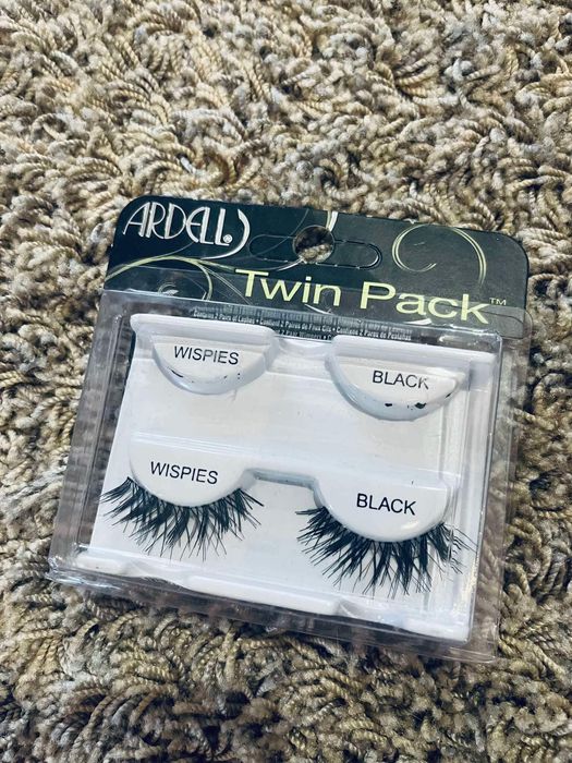 Sztuczne rzesy na pasku ardell twin pack wispies black