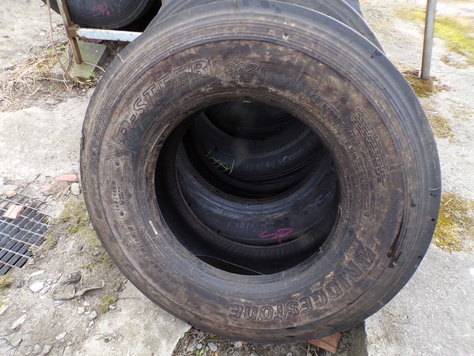 Opona 285/70R19.5 BRIDGESTONE R-STEER 002 PARA (550 netto/szt.)