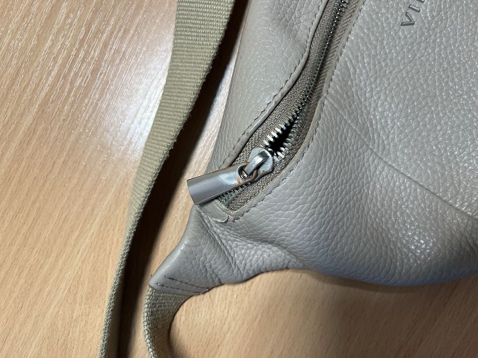 Бананка Vif шкіряна