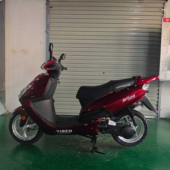 Скутер  STORM YB150T-15D
