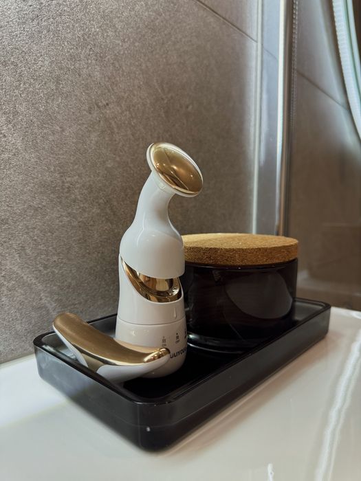 Масажер для обличчя