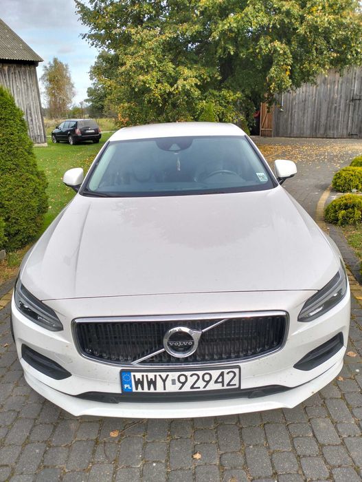 Volvo S90 D4 Momentum
