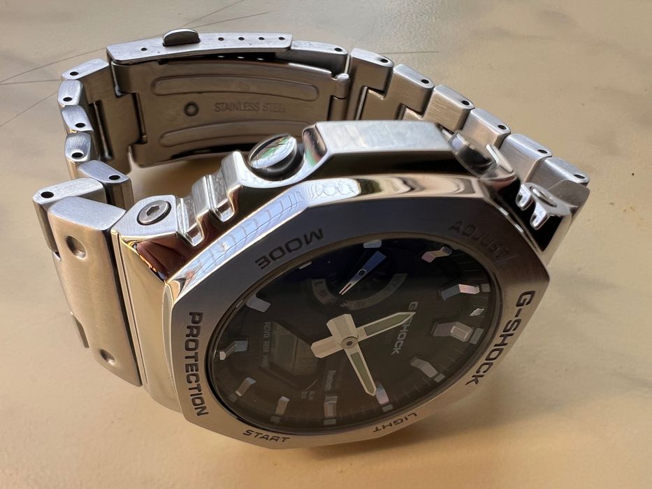 Casio GBM-2100 Bluetooth Solar