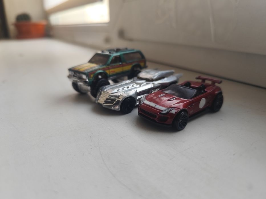 три машинки хотвилс оригинал