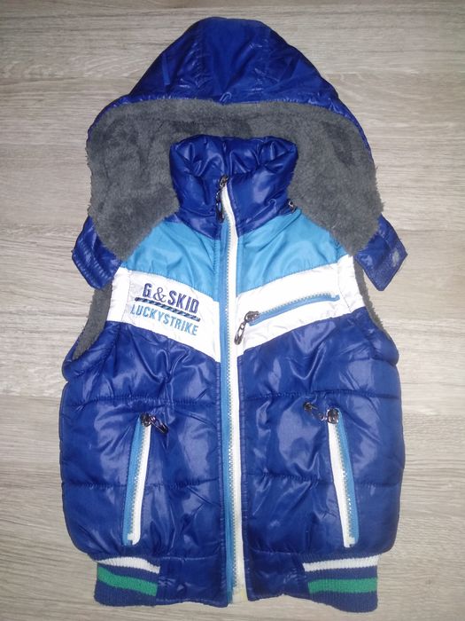 Безрукавка на хлопчика 4-5р