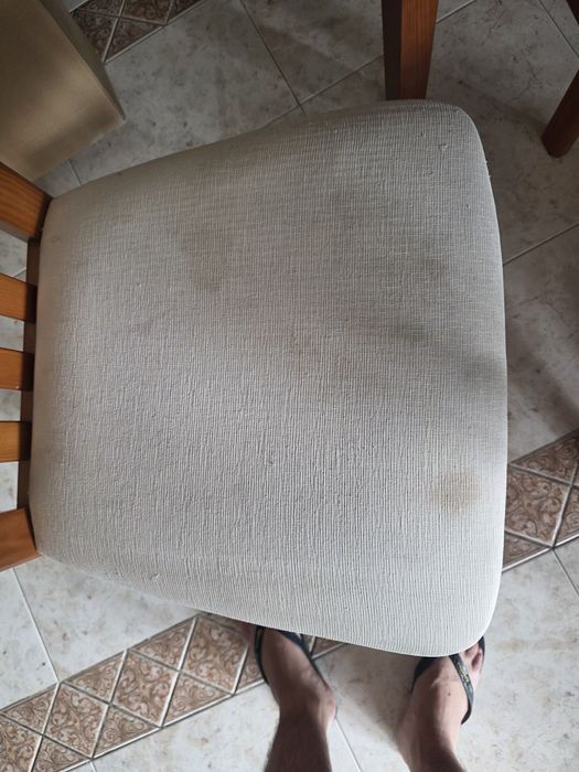 Mesa Extensível em Cerejeira + 4 Cadeiras + Capas (C/ Entrega)