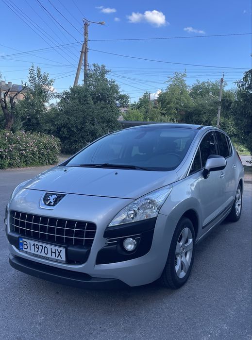 Автомобіль Пежо 3008