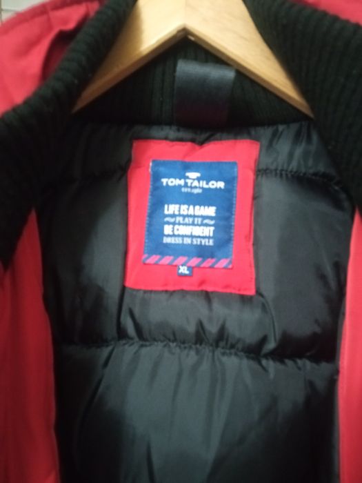 kurtka zimowa XL Tom Tailor z kapturem czerwona  bluza jacket zasuwana