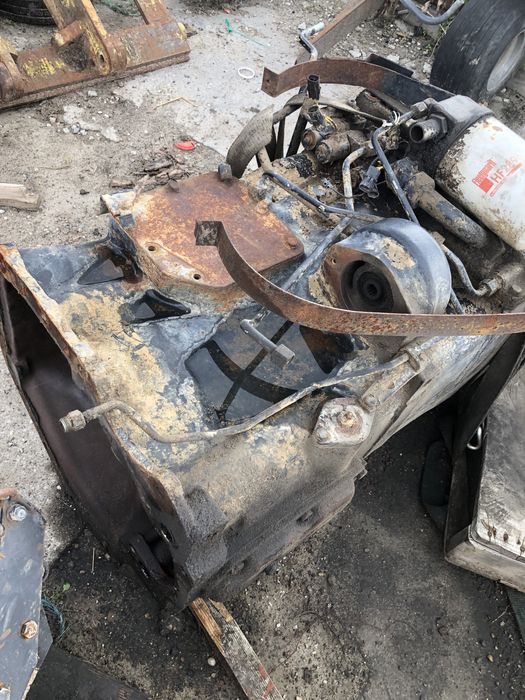 Case 5150 maxum czesci , zwolnica