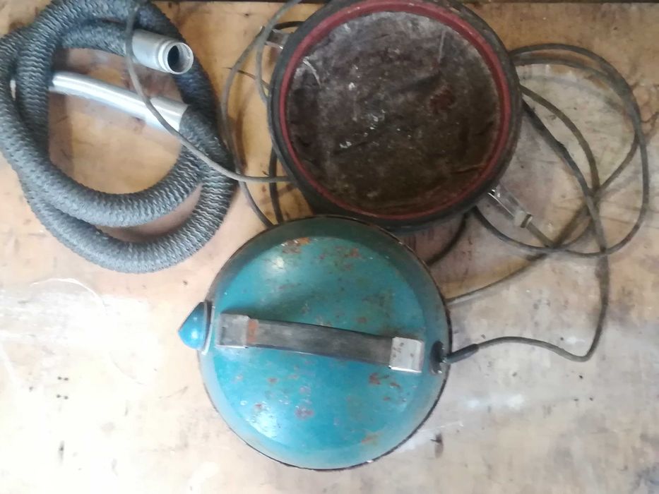 Продам пылесос советского периода Вихрь,,Тайфун