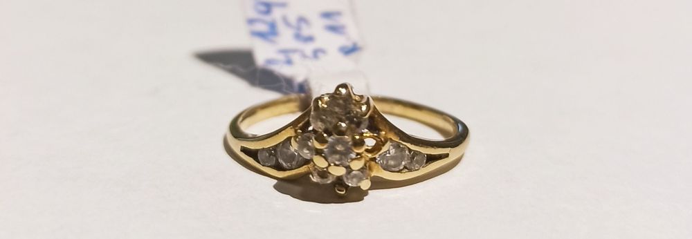 Złoty pierścionek - SPOKO Lombard Pabianice skup złota