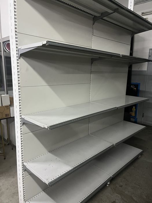 Estante composta por 2 modulos com a largura de 2.03mt