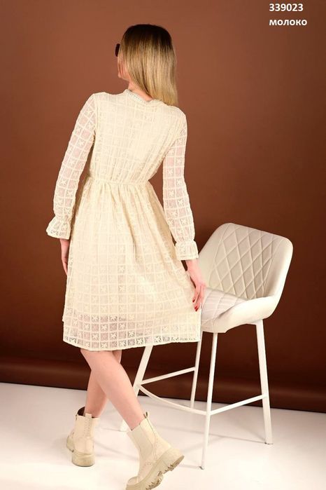 Сукня, Л. Новенька