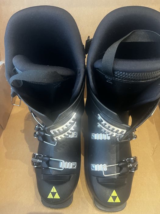 Buty narciarskie Fischer RC4 60 JR Black 25.5